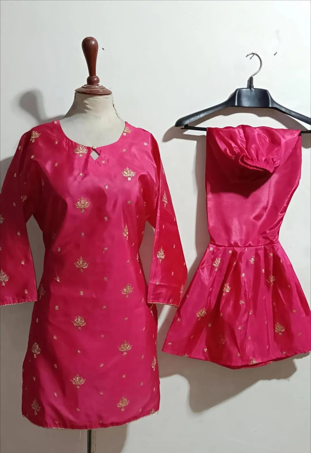 2 Pcs Women's Stitched Lawn Printed Suit