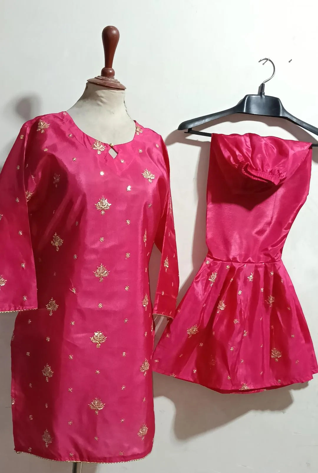2 Pcs Women's Stitched Lawn Printed Suit