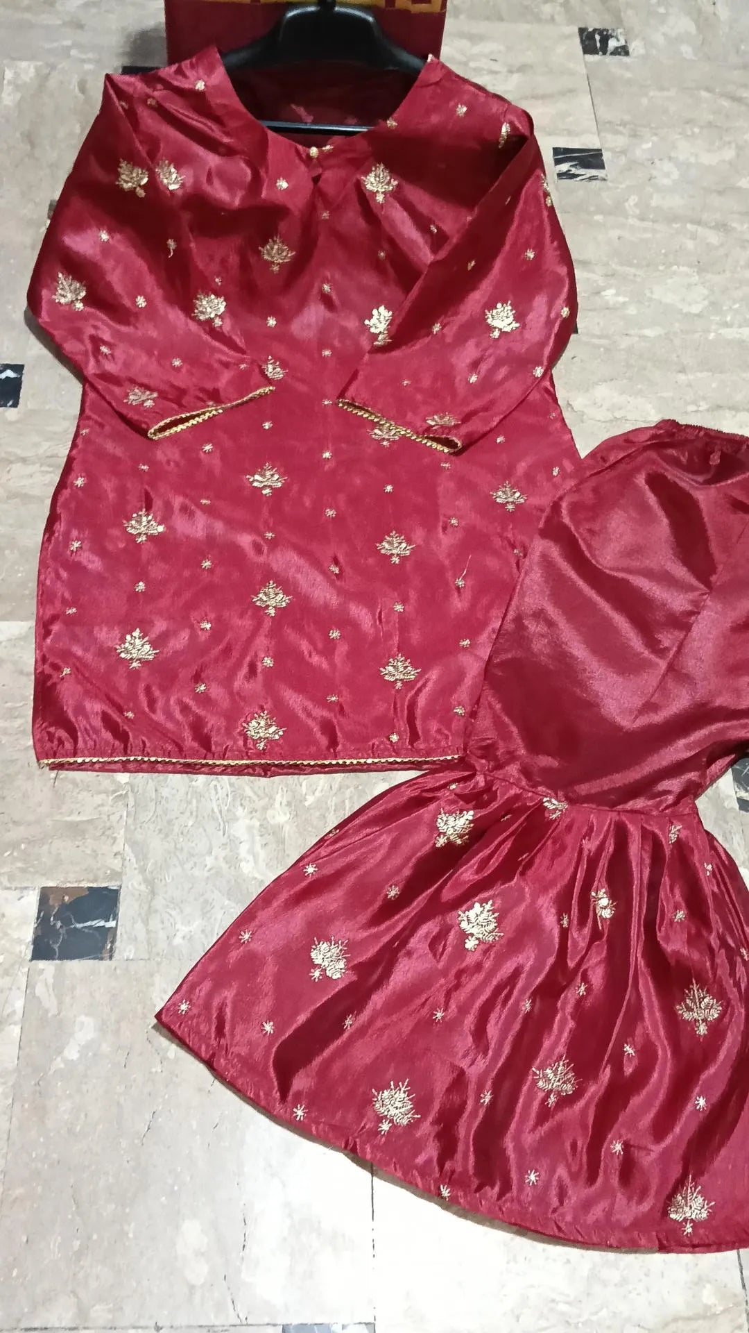 2 Pcs Women's Stitched Lawn Printed Suit