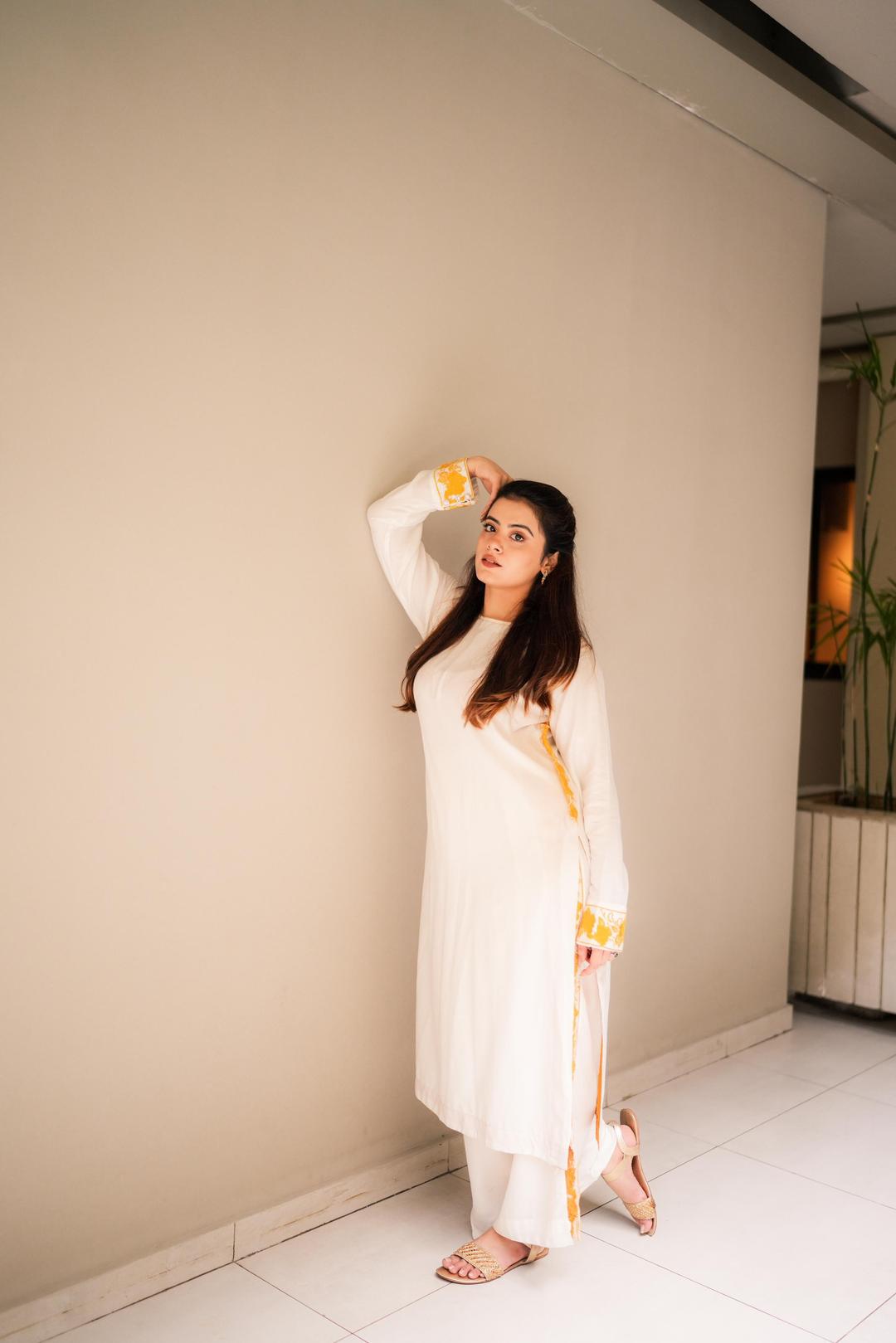 Embroidered Linen Shirt and Trouser Set - 2 Pcs Women's Stitched Elegance